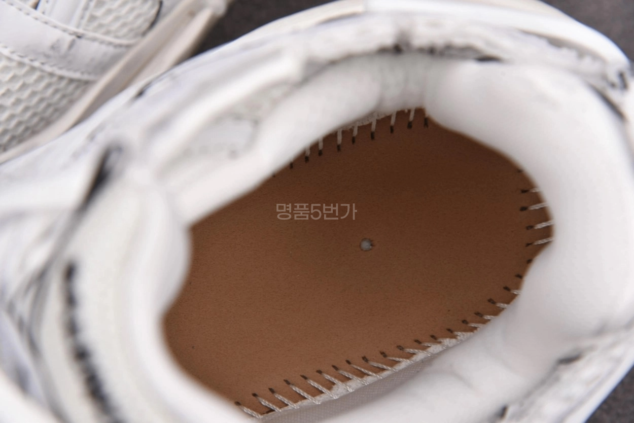 발렌시아가 러너 7 화이트 스니커즈 상품 이미지 20